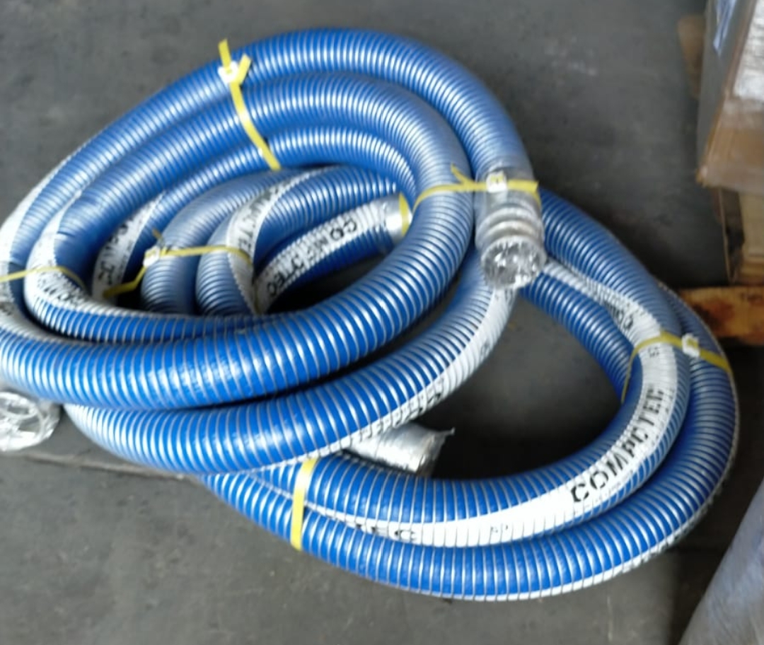 Jual COMPOSITE HOSE / DOCK HOSE UK. 6 INCH X 6 METER FOR FUEL OILS C/W